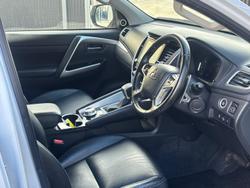 2024 Mitsubishi
Pajero Sport Exceed