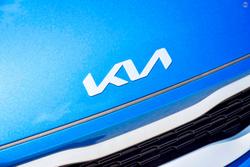 2025 Kia
                Stonic S