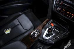 2015 BMW 3 Series 320i Luxury Line F30 Black