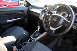 2024 Suzuki
Vitara Turbo