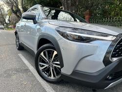 2024 Toyota
                Corolla Cross Atmos