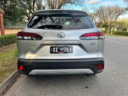 2024 Toyota
                Corolla Cross Atmos