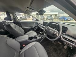 2025 Kia
                K4 Sport+