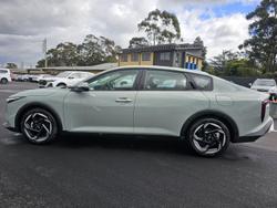 2025 Kia
                K4 Sport+