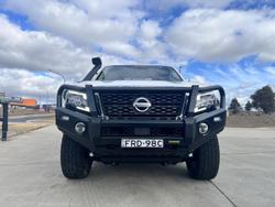 2021 Nissan
Navara ST