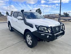 2021 Nissan
Navara ST