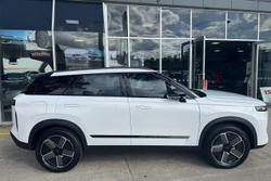 2025 Jaecoo J7 SHS Summit