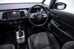 2022 Honda Fit e:HEV GR3 SILVER