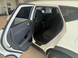 2020 HYUNDAI
                TUCSON ACTIVE (2WD)