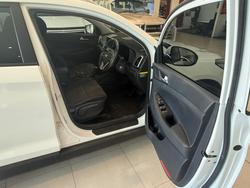 2020 HYUNDAI
                TUCSON ACTIVE (2WD)