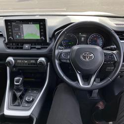 2021 Toyota
RAV4 GXL