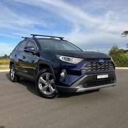 2021 Toyota
RAV4 GXL