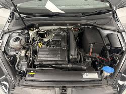 2015 Volkswagen
Golf 92TSI Comfortline