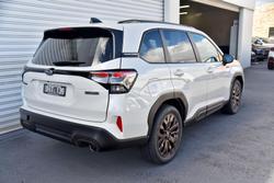 2025 Subaru Forester Hybrid Sport S6 MY26 AWD Crystal White