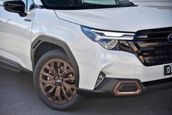 2025 Subaru Forester Hybrid Sport S6 MY26 AWD Crystal White