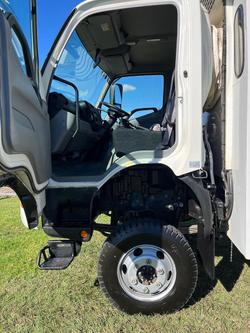 2021 Hino 817 Able White