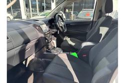 2017 Isuzu
D-MAX SX
