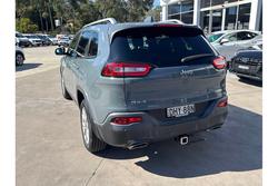 2016 Jeep
Cherokee Longitude