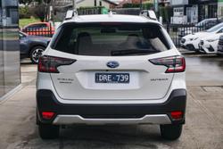 2024 Subaru Outback AWD Touring