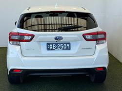 2021 Subaru
Impreza 2.0i-L