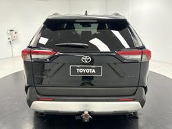 2021 Toyota
RAV4 Edge