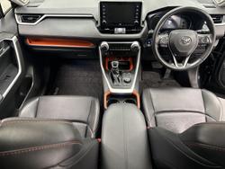 2021 Toyota
RAV4 Edge