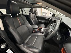 2021 Toyota
RAV4 Edge