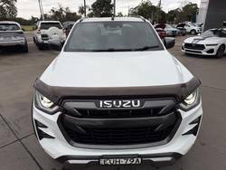 2022 Isuzu
D-MAX X-TERRAIN