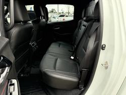2022 Isuzu
D-MAX X-TERRAIN