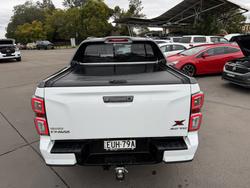2022 Isuzu
D-MAX X-TERRAIN