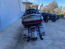 2015 HARLEY-DAVIDSON CVO LIMITED Maroon