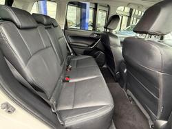 2016 Subaru
                Forester 2.5i-S