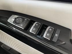 2020 Kia
Carnival Si