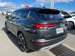 2024 Mitsubishi Outlander PHEV Exceed