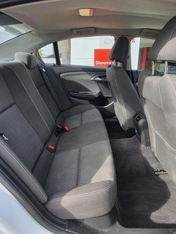 2014 Holden Commodore Evoke VF MY14 Heron White