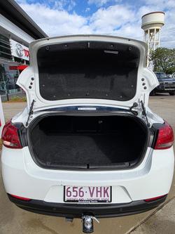 2014 Holden Commodore Evoke VF MY14 Heron White