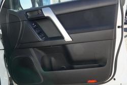 2019 Toyota
Landcruiser Prado GX