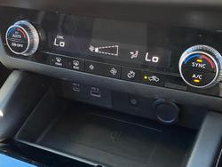 2021 Mitsubishi
Outlander LS