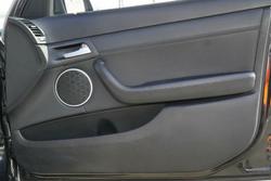 2008 Holden
Calais
