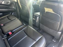 2015 NISSAN
PATHFINDER Ti (4x4)