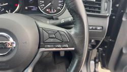 2017 Nissan
X-TRAIL ST-L