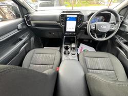 2024 Ford
Everest Ambiente