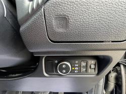 2024 Ford
Everest Ambiente