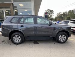 2024 Ford
Everest Ambiente