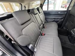 2024 Ford
Everest Ambiente