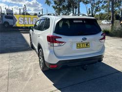 2020 SUBARU
FORESTER 2.5i (AWD)