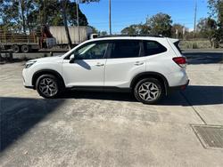 2020 SUBARU
FORESTER 2.5i (AWD)