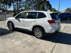 2020 SUBARU
FORESTER 2.5i (AWD)