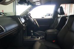 2022 Toyota
Landcruiser Prado VX