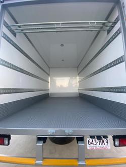 2025 Isuzu N Series NNR 45-150 White